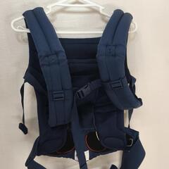 エルゴベビー ベビーキャリア
ADAPT　ディープブルーの画像