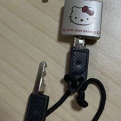 ハローキティ　スーツケース（M）紺　中古美品の画像