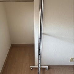 可動式薄型ハンガーラックの画像