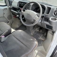 三菱 ミニキャブバン 低走行❗️ディーラー整備車❗️車検付き❗️外装凹み多いですの画像