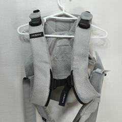 ベビービョルン　ベビーキャリア ONE メッシュ　ホワイトの画像