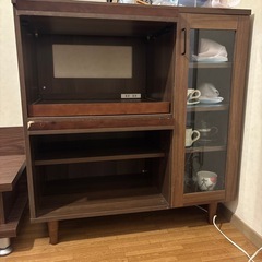 木目キャビネット　コンセント付きの画像