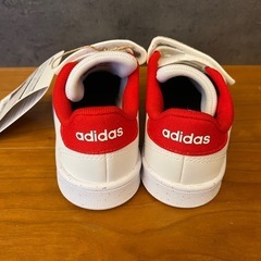 adidas スニーカー 17㎝ 新品の画像