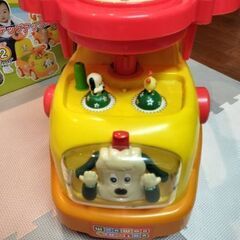 ワンワン足こぎ、手押し車　の画像
