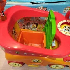ワンワン足こぎ、手押し車　の画像