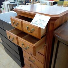 リユースのサカイ太田店★ジモティ割あり★  アンティークチェスト 木目 H131×D41×W62 クリーニング済み OJ10268の画像