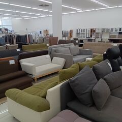 ★リユースのサカイ日立店★HJ7242  オットマン サーモンピンク H37×D42×W71 クリーニング済み の画像
