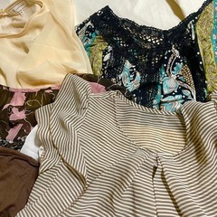 レディースMサイズ　服　大量　の画像