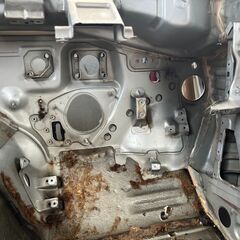 HCR32スカイライン用バルクヘッド（BNR32流用可能、書類あり）の画像