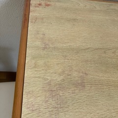 テーブル　椅子の画像