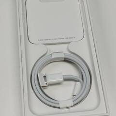 【SIMフリー】iPhone SE 第3世代/256GB/A2782〈MMYK3J/A〉の画像