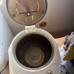 電気ポットの画像
