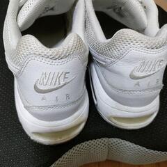 NIKE　ナイキ

 エア マックス コマンド AIR MAX COMMAND

の画像