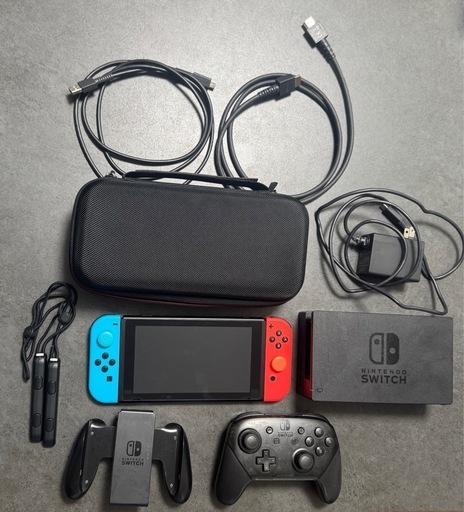 Nintendo Switch 本体＋付属品、プロコン