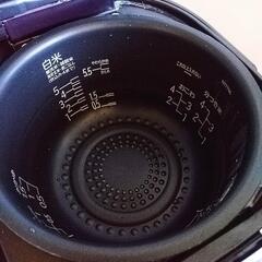 綺麗な日立のIHジャー炊飯器（RZ-TS103M）5.5合炊きの画像