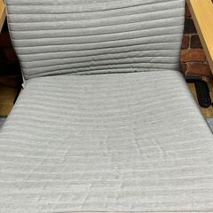 IKEAボエングパーソナルチェアの画像