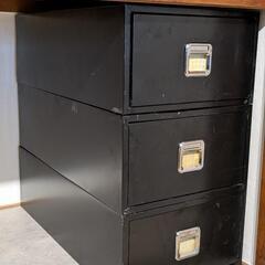 スチール製収納 押入れにピッタリ！バラ売り1個500円！計6個の画像