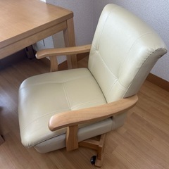 決定しました！ダイニングこたつ、テーブル、椅子3点セット　こたつ布団付きの画像