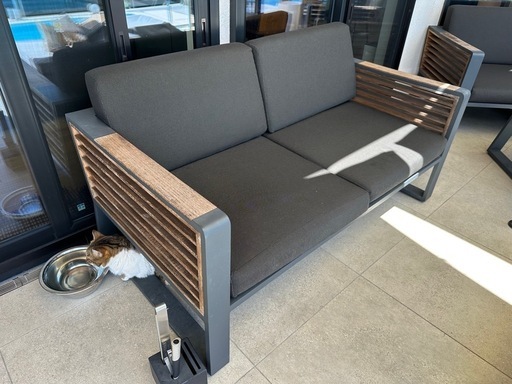 ガーデンファニチャー　ソファー、テーブル4店セット