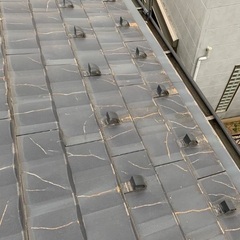 屋根塗装】点検のご依頼で発覚｜素地が露出した屋根を塗装｜神奈川・...