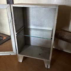 アンティーク調 ショーケースの画像