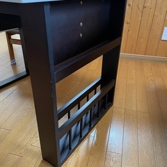 ニトリ　ダイニングテーブル　同じもの2つの画像
