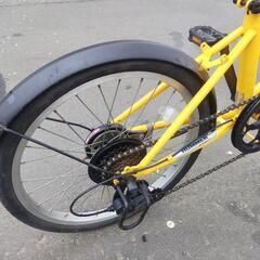 【取引中】20インチ 🚲 HUMMER ノーパンク 折りたたみ自転車 10,000円 🔁6段切替 ⛓️チェーン新品 新規防犯登録料コミ 859の画像