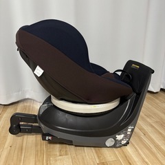  【新生児0〜18kg】コンビ チャイルドシート クルムーヴの画像