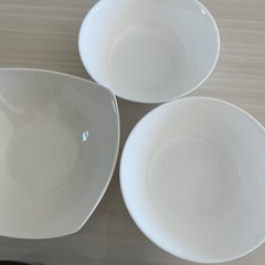 ショップ内のお品を購入の方に食器類まとめてお譲りお願い致します。の画像