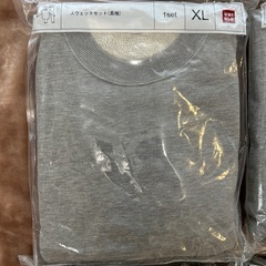 未使用ユニクロUNIQLOスウェットセット長袖スウェット上下セット紳士メンズ男性用ユニセックスレディース女性用婦人グレーグレイ灰色の画像