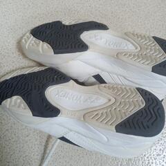 YONEX　スニーカーの画像