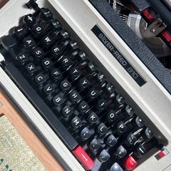 アンティーク タイプライター SILVER REED 810 レトロの画像