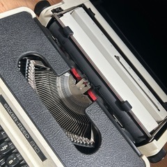 アンティーク タイプライター SILVER REED 810 レトロの画像