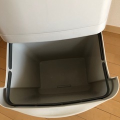 2段分別　ゴミ箱の画像