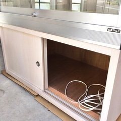 ショーケース ガラスショーケース ライト付 鍵付の画像
