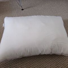 枕2つの画像