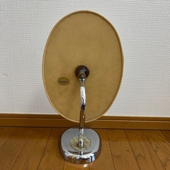 鏡の画像