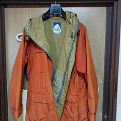 マウンテンパーカーの画像