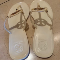 トリーバーチ TORY BURCH トングサンダル MINI MILLER JELLY ミラー ビーチサンダルの画像