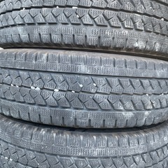 年式2023 185/75R15 BRIDGESTONE スタッドレス4本の画像