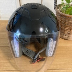 ヘルメット　オートバイ　バイク　原付　　の画像