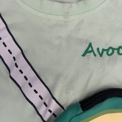 アボカドポシェット付きTシャツ95の画像
