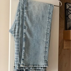新しいメンズジーンズアメリカンイーグル34x30の画像