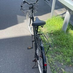 自転車　No.398　シティサイクル　ママチャリ　ブラック　26インチ　LEDライト　※チェーンカバー破損個所あり　【リサイクルショップどりーむ荒田店】の画像