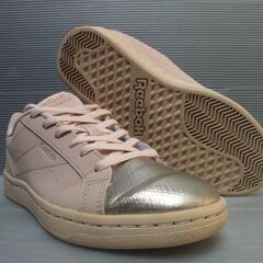 Reebok　シューズ　22.5㎝の画像