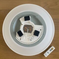 リモコン付きLEDシーリングライトの画像