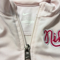 90cm　NIKEジャージセットアップの画像