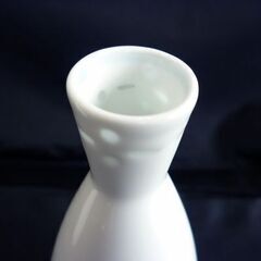 ☆徳利&お猪口セット 酒器 徳利×2本 お猪口×4個 日本酒 白 札幌 北20条店の画像