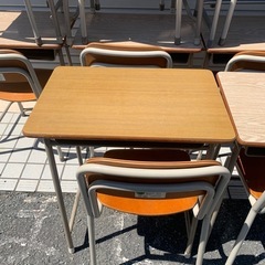早い者勝ち！　学校の机&イス　1セット ¥2,500の画像