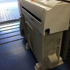 ★リユースのサカイ横浜南店★YM1330 TOSHIBA エアコン RAS-H221M(W) 2.2kw 21年製 室内機分解洗浄済みの画像